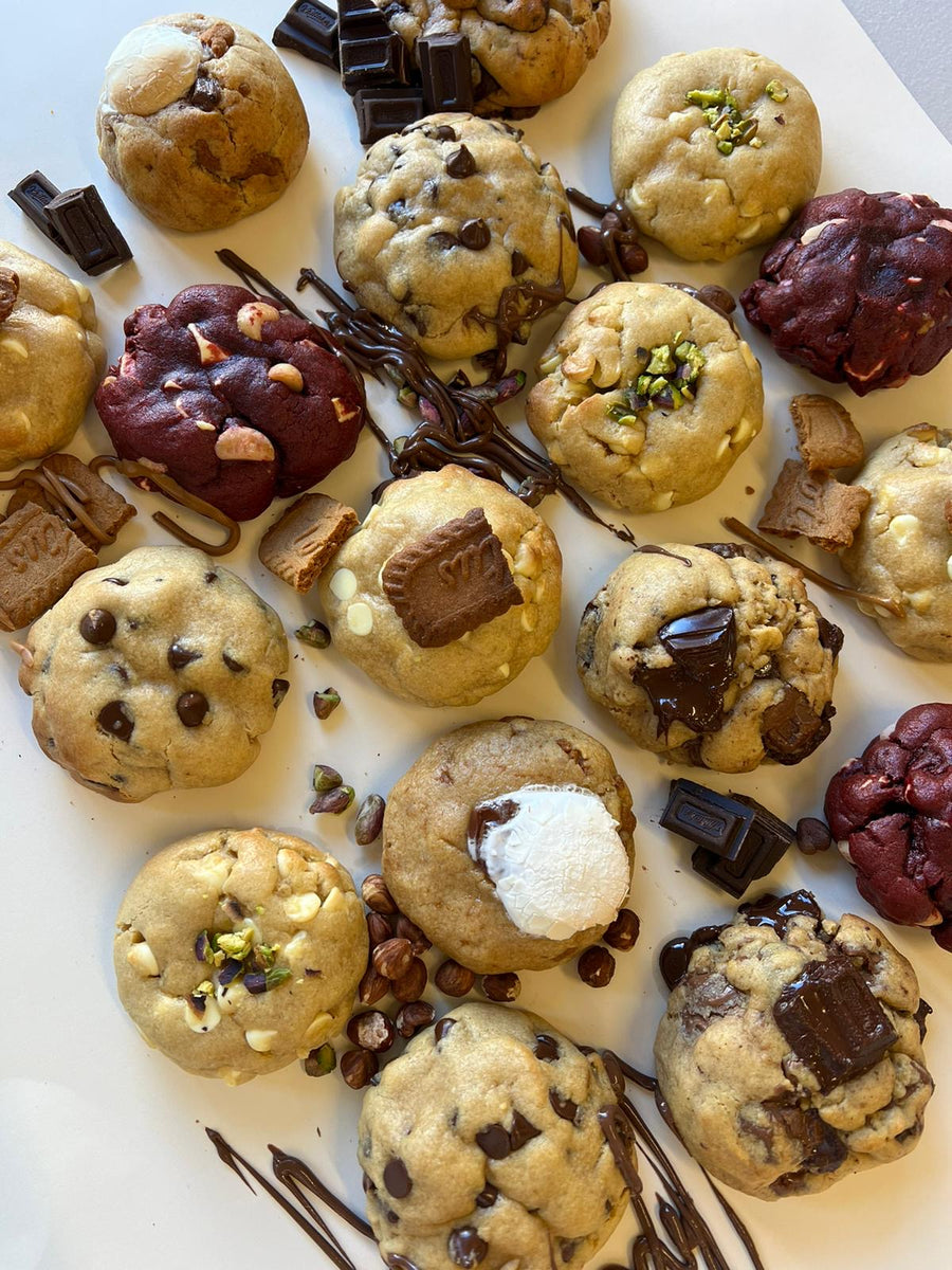 8 Chunky Cookies Mix Box